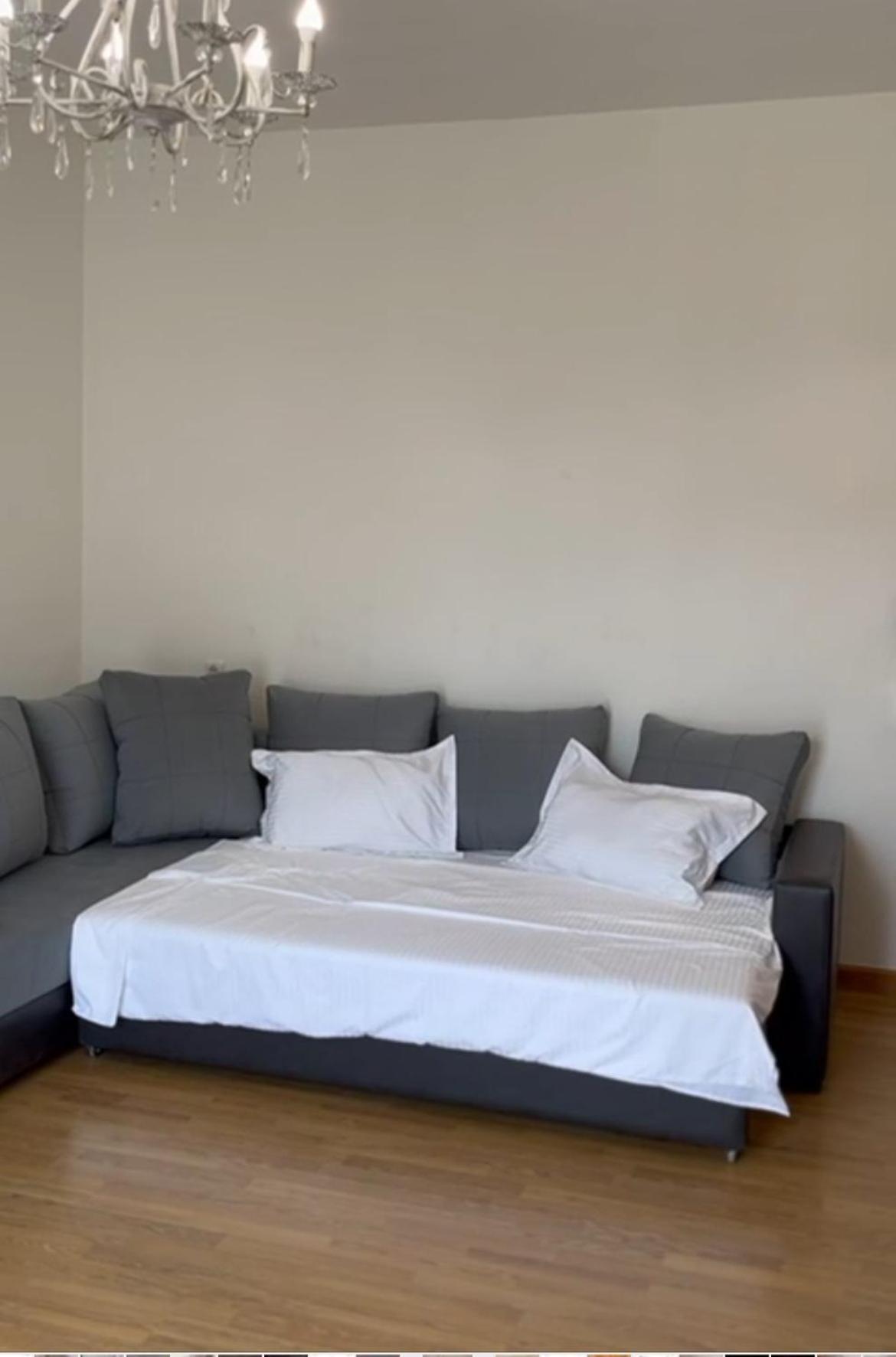 Komitas Apartement Jerevan Eksteriør billede